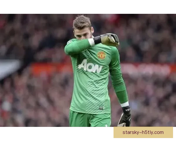 跟队曝曼联报价求购左闸阿拉奥